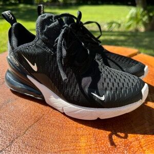 Nike Air 270 youth black size 5.5y 8/03/22 shoe